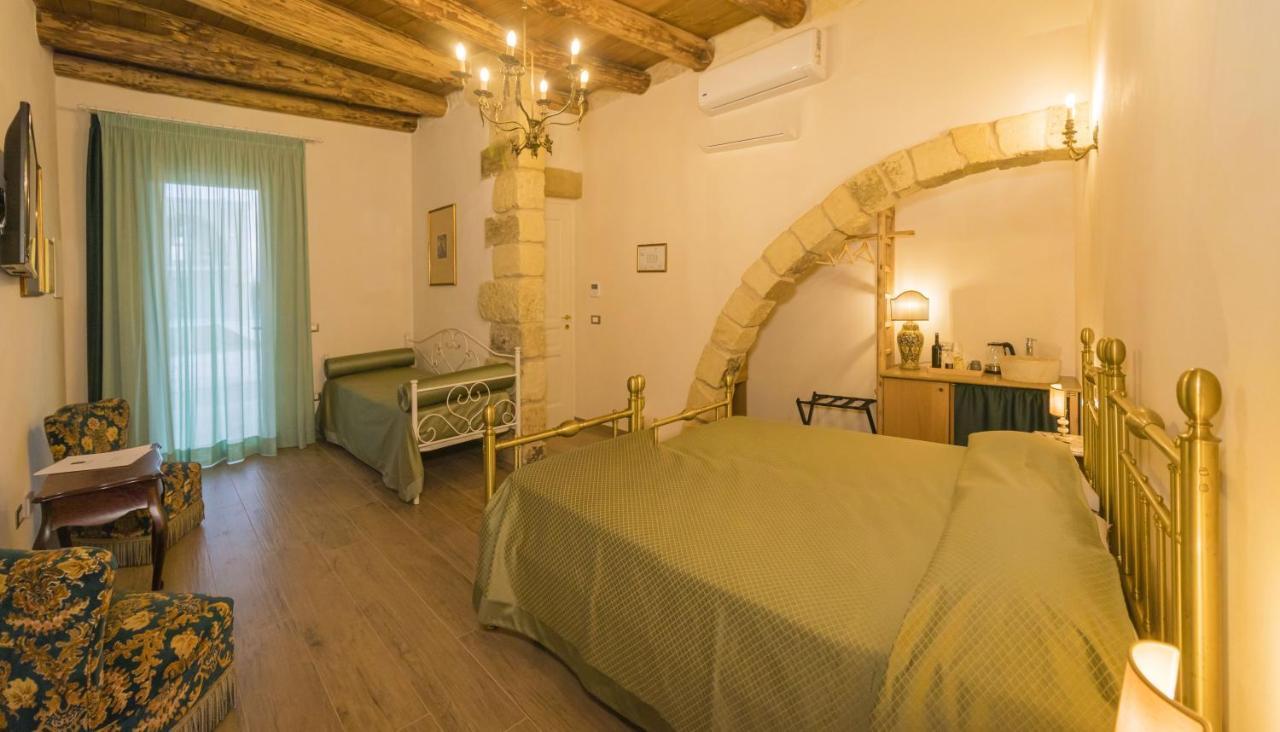 Hotel Relais Borgo Segine Melendugno Esterno foto