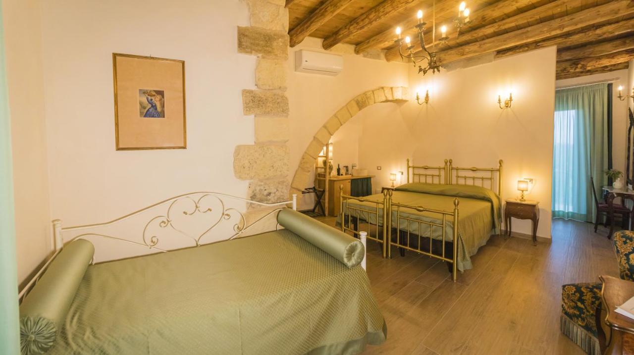 Hotel Relais Borgo Segine Melendugno Esterno foto